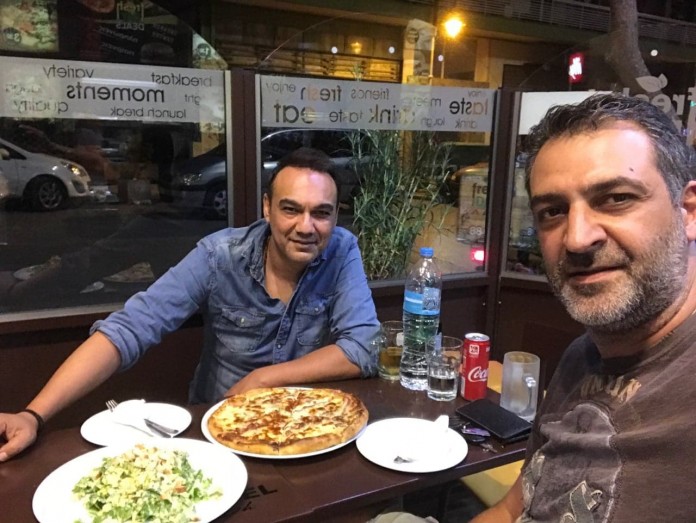 You are currently viewing Ανδρέας Στάμος-Γιάννης Γιαννούλης: Βραδινή έξοδος για πίτσες και μουντιάλ λίγο πριν την πρεμιέρα του στη Θεσσαλονίκη