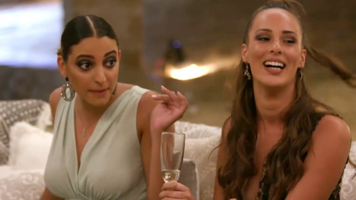 Read more about the article The Bachelor Sneak Preview: Αυτό το cocktail party θα σε καθηλώσει