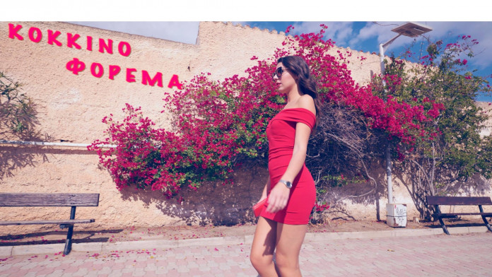 Read more about the article Το τραγούδι “Κόκκινο Φόρεμα” κυκλοφόρησε! 